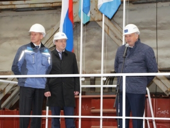 На Астраханском ССЗ  «Лотос» в один день заложили и сдали заказчику танкеры проекта RST-25.