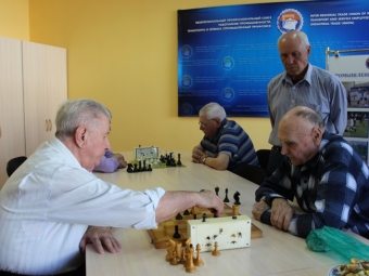 Финал шахматного турнира среди ветеранов на призы Межрегионального промышленного профсоюза вышел жарким