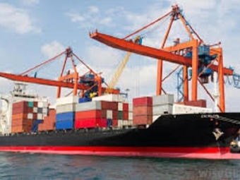 Иран планирует построить в этом году до 200 грузовых судов