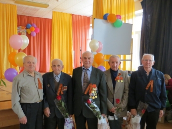 Ветераны ОАО "АСПО", бывшие фронтовики  Великой Отечественной войны и труженики  тыла, награждены юбилейными медалями.