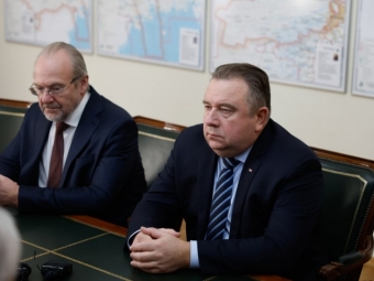 Глава ОСК Алексей Рахманов проинспектировал строительство судов на астраханской верфи