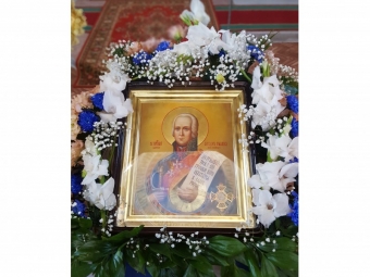 В Астрахани торжественно отметили День прославления святого праведного воина Федора Ушакова