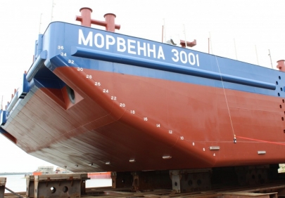 На Астраханском судостроительном заводе «Лотос» (входит в ОСК) спустили на воду грузовой понтон