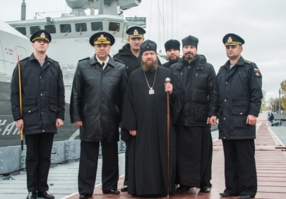 Астраханский  митрополит Никон посетил Каспийскую флотилию и благословил моряков