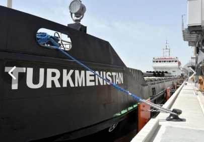 Агентство морских и речных путей Туркменистана будет строить сухогрузное судно и земснаряд
