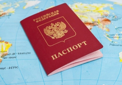 У миллионов россиян отнимут загранпаспорта