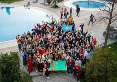 Члены астраханской делегации принимают участие во Всемирном фестивале и общаются с прикаспийскими сверстниками