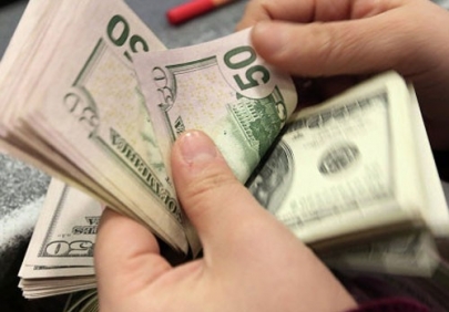 Среднемесячная номинальная заработная плата в Азербайджане составляет $300