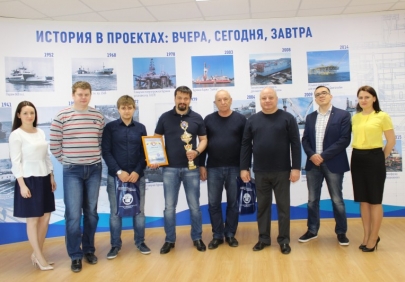 В Группе «Каспийская Энергия» наградили победителей шахматного турнира
