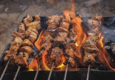 Как пожарить мясо на майские праздники и не получить штраф: новые требования к разведению костров