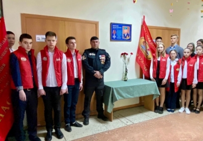 В Школе одарённых детей Астрахани состоялась открытие мемориальной доски