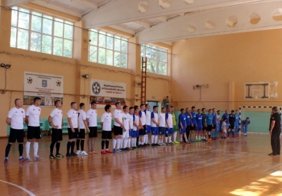 Астраханские судостроители сразились в летнем кубке по мини-футболу