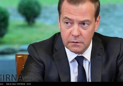 Медведев одобрил проект об упрощении взаимных поездок граждан России и Ирана