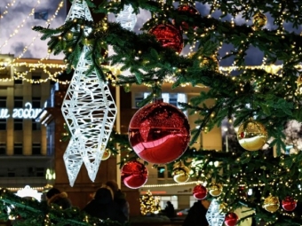 Какие ограничения на празднование Нового года вводят в регионах