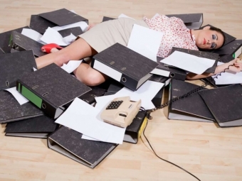 Эксперты предупреждают: массовые переработки ведут к росту смертности и проблемам со здоровьем