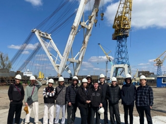 1200 астраханских школьников и студентов посетили профтуры службы занятости в апреле