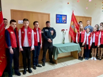 В Школе одарённых детей Астрахани состоялась открытие мемориальной доски