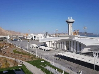 Туркменбашинский порт показал значительный рост грузооборота в первом полугодии 2025 года