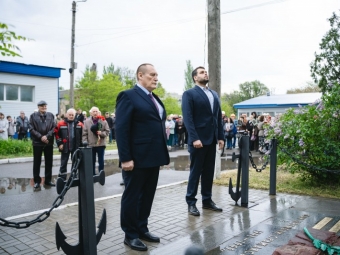 Астраханские судостроители ОСК почтили память героев Великой Отечественной войны