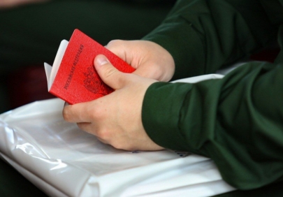 Астраханские призывники могут бесплатно получить водительские права через ДОСААФ