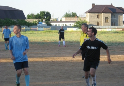 Футбольная команда Промышленного профсоюза вышла во второй круг первенства Астраханской области.