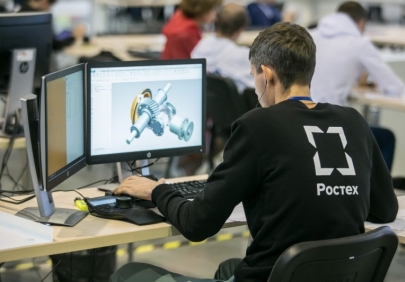 Более 1 млрд рублей Ростех инвестирует в передовые инженерные школы в текущем году