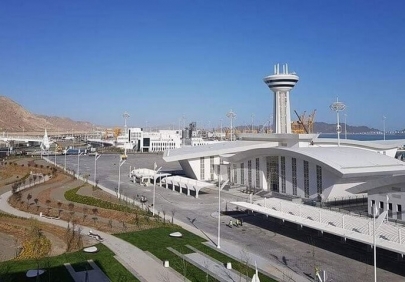 Туркменбашинский порт показал значительный рост грузооборота в первом полугодии 2025 года