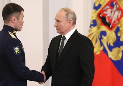 По меньшей мере три Героя России впервые будут участвовать в выборах в Госдуму